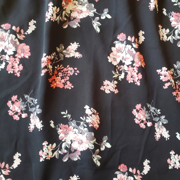 Floral dress - Picture 2 of 4